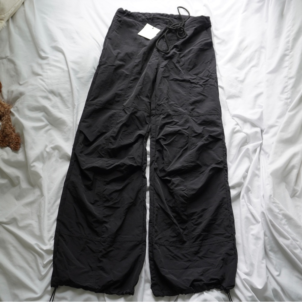 Black Midrise Cargo Pants